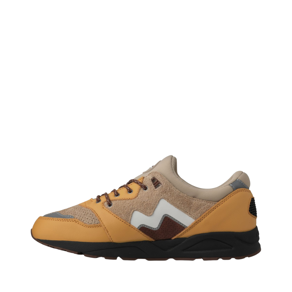 Karhu Aria 95 - Oak Buff / White