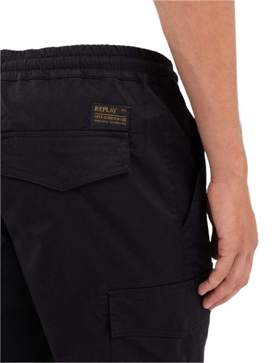 Elastic Waist Tapered Cargo Pant