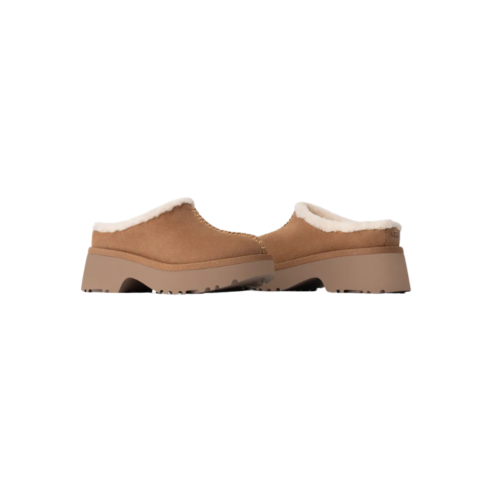 UGG W New Heights Cozy Clog - Chestnut