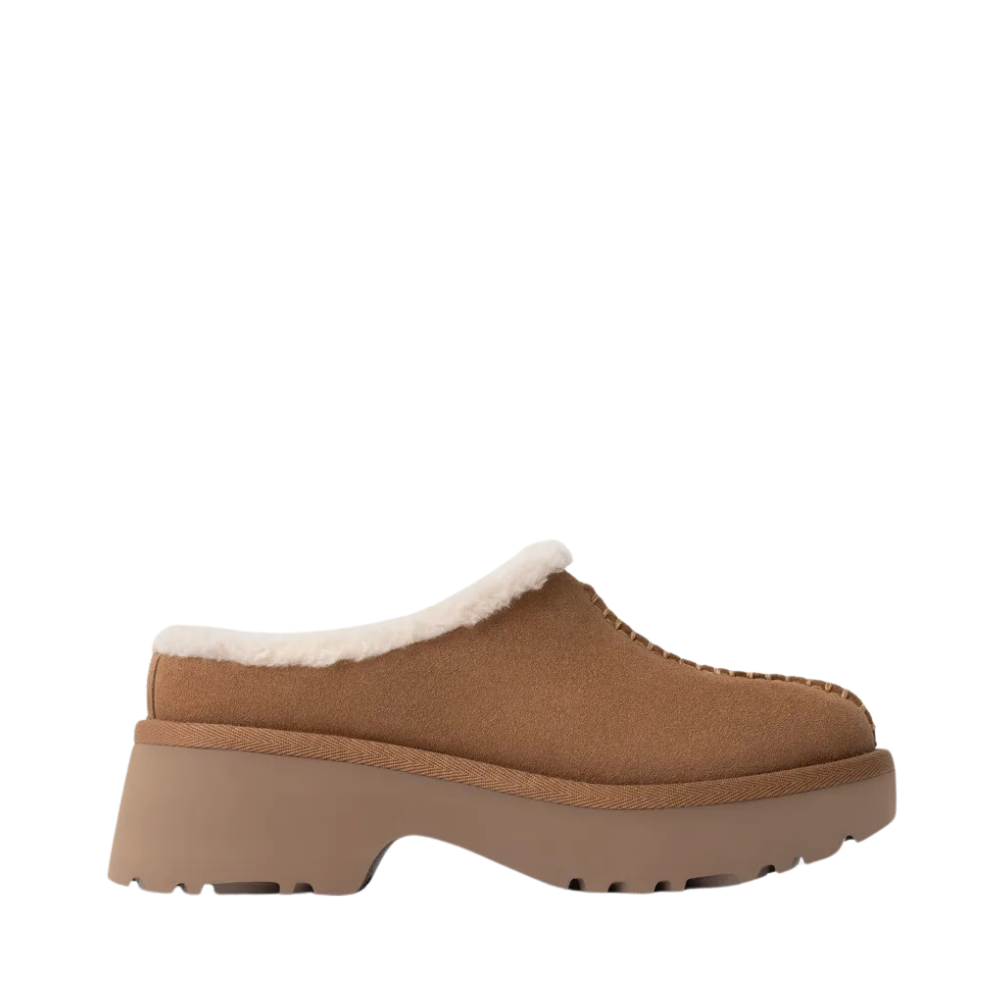 UGG W New Heights Cozy Clog - Chestnut